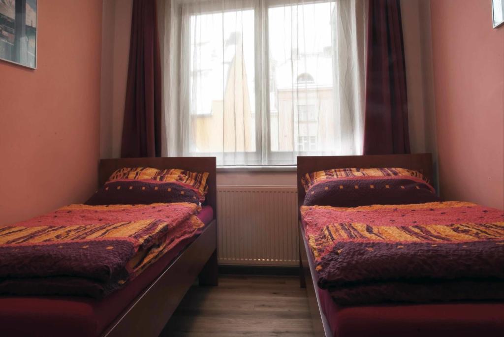 Penzion U Vinotéky Nymburk Extérieur photo